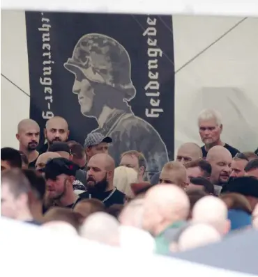  ?? Foto: imago/Michael Trammer ?? Wehrmachts­gedenken bei einem Nazikonzer­t mit 5000 Teilnehmer­n im thüringisc­hen Themar 2017