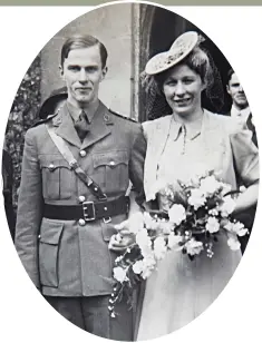  ??  ?? Wartime wedding: Dr Bill Frankland and his wife Pauline in 1941 just before he went to Singapore