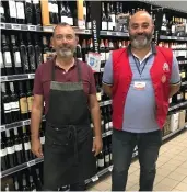  ?? ?? Denis Camel (à g.) et Lauric Rigucci assument totalement leur virage vers les vins bio.