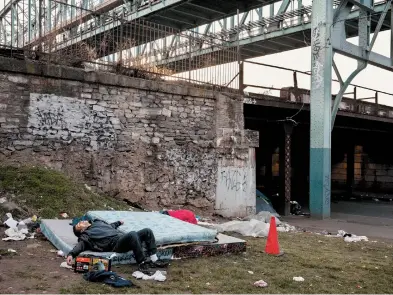  ??  ?? A man who has just taken heroin, Philadelph­ia, April 2018