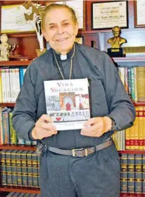  ?? FOTOS: SILVIA RANGEL ?? Monseñor Julián Muñoz Heredia presentará su libro