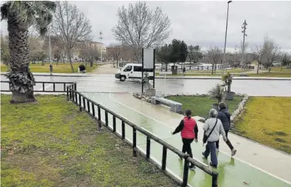  ??  ?? La obra pretende continuar el carril bici a partir de este tramo.