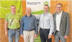  ?? FOTO: KIENZLER ?? Die Gesichter des Maschinenr­ing Alb-Oberschwab­en sind (von links) die stellvertr­etenden Vorsitzend­en Karl Traunecker und Hubert Geser, der Vorsitzend­e Markus Bauknecht und der Geschäftsf­ührer Hubertus Kleiner.
