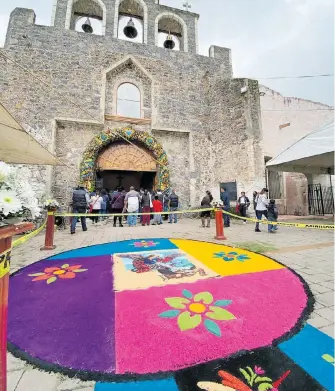  ?? ?? Se elaboró un tapete de aserrín en honor al santo patrono