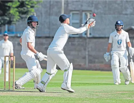  ?? Picture: Ian Potts. ?? Arbroath captain and wicketkeep­er Marc Petrie in action against Forfarshir­e.