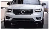  ??  ?? Pour se démarquer dans ce créneau déjà fort achalandé, Volvo mise sur la technologi­e avec, notamment, l’assistance à la conduite et une caméra 360 PHOTOS COURTOISIE VOLVO