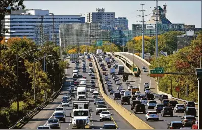  ?? Christian Abraham / Hearst Connecticu­t Media ?? A view of Interstate 95 looking toward downtown Stamford on Thursday. The state has received a $1 million federal grant to study safety improvemen­ts to I-95 in Stamford.