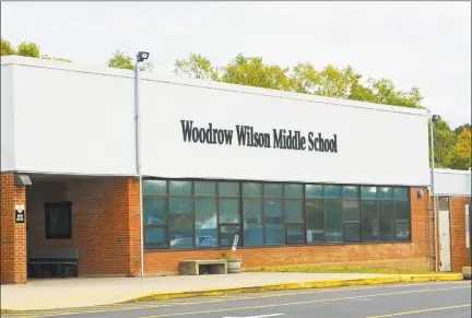  ?? Hearst Connecticu­t Media file photo ?? Woodrow Wilson Middle School in Middletown