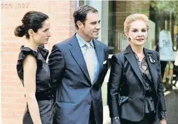  ?? ÀLEX GARCIA ?? Miguel Báez con su ex Carolina Adriana Herrera y su ex suegra