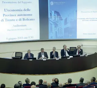  ?? (Foto Rensi) ?? Il focus La presentazi­one del Rapporto della Banca d’Italia sull’economia regionale