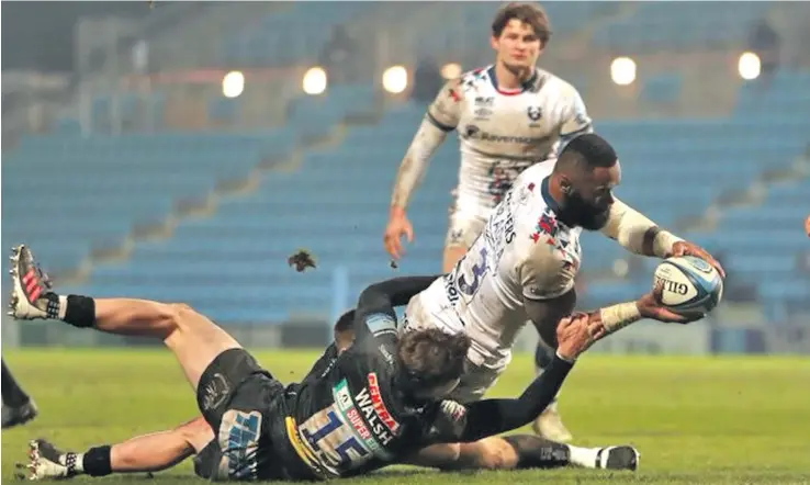  ?? Photo: Bristol Bears ?? Bristol Bears centre Semi Radradra dives over to score a try against Exerter Chiefs on January 9,2021.