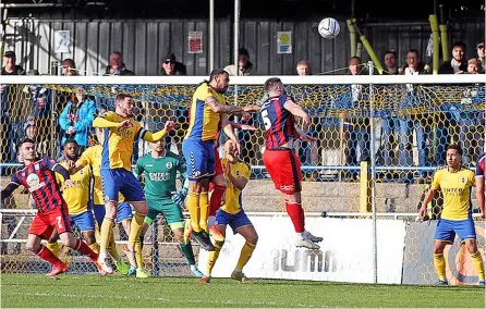  ?? Pic: Simon Howe ?? Bath City in action at St Albans. Report and reaction, pages 34&35.