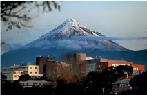  ??  ?? Graduating doctors love to work in Taranaki.