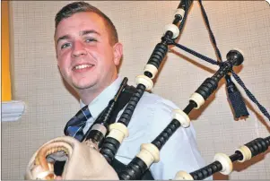  ??  ?? Niall Jordan came to the rescue when a Red Hot Chilli Piper lost his bagpipes.