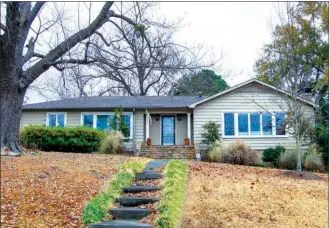  ?? LINDA GARNER-BUNCH/Arkansas Democrat-Gazette ?? This home, located at 1 Gay Place in Little Rock, has about 2,928 square feet and is listed for $359,000 with Mary Godfrey of Coldwell Banker RPM, Midtown. No open house is planned for today. For more informatio­n or to schedule a private showing, call...