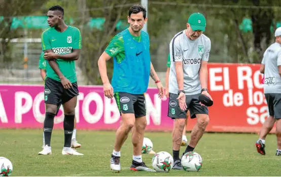  ?? FOTO JUAN ANTONIO SÁNCHEZ ?? Alberto Costa es de los que ha causado una grata impresión en el técnico Osorio durante las prácticas.