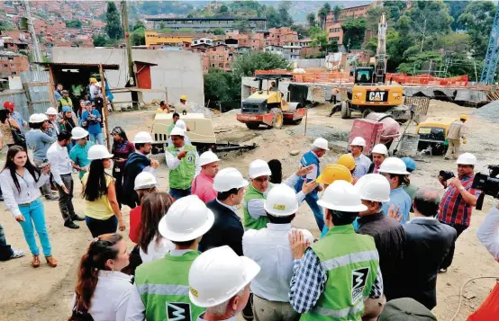  ?? FOTO ?? Una de las quejas expresadas por la comunidad tiene que ver con los problemas de movilidad. Ante esta situación el Metro explicó que se está trabajando con la Secretaría de Movilidad para enfrentar la situación por los cierres viales.