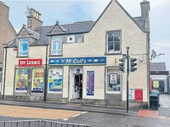  ?? ?? ON THE BRINK: McColl’s in Ellon is among 36 stores in the north-east and north at risk.