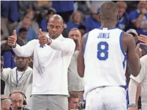  ?? PETRE THOMAS/USA TODAY SPORTS ?? Memphis head coach Penny Hardaway signals toward a referee during a Feb. 25 game against Florida Atlantic at Fedexforum.