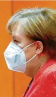  ?? Foto: dpa ?? Auch Kanzlerin Angela Merkel hat eine FFP2‰Maske.