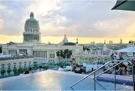  ?? YAMIL LAGE/ AFP ?? Vista de La Habana desde un lujoso hotel.
