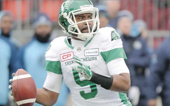  ?? NATHAN DENETTE/THE CANADIAN PRESS FILES ?? The Saskatchew­an Roughrider­s are now deciding how to move forward with a quarterbac­king situation that includes veteran Kevin Glenn.