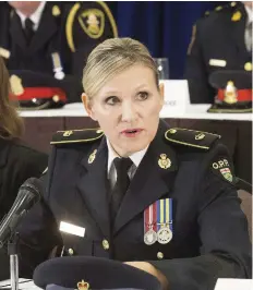  ?? STAN BEHAL ?? OPP Insp. Tina Chalk, during a news conference in Vaughan Wednesday, said some of the victims related to the arrests are babies.