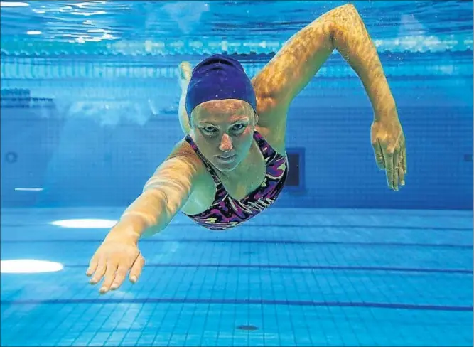  ?? JUANJO MARTÍN / EFE ?? La nadadora mallorquin­a tratará de dar la sorpresa y luchar por el podio que consiguió hace dos años en el Mundial de Barcelona en la final de 400 m libre