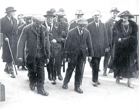  ?? ?? CAMPAIGN TRAIL: Winston Churchill in Dundee during his unsuccessf­ul last election campaign in the city in 1922.
