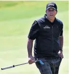  ??  ?? Love affair: Phil Mickelson on the 17th green during practice at Royal Birkdale
