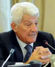  ??  ?? Novanta giorni da presidente Beniamino Anselmi, banchiere emiliano, ha lasciato la guida di Veneto Banca