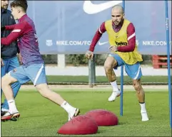  ?? FOTO: FCB ?? Dani Alves trabaja para ponerse a punto cuanto antes