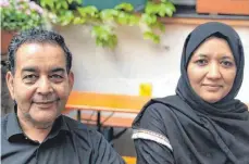  ?? FOTO: BIRGIT LETSCHE ?? Herzensall­gäuer: Aziz Rahimi und seine Frau Roza.