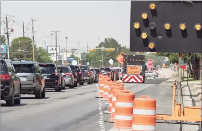  ?? Tim Fischer / Midland Reporter-Telegram ?? Traffic is being warned of delays and detours as Aquarion begins several water main replacemen­t projects.