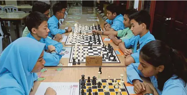 Galak Ahli Bermain Catur Secara Dalam Talian Pressreader