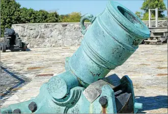  ?? FILE PHOTO ?? A cannon at Fort Ticonderog­a is shown.