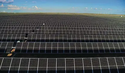  ?? Enel Green Power ?? Enel Green Power’s Roadrunner solar farm, located in Upton County, is the largest operationa­l solar project in the state. Enel announced Wednesday that it will build three additional renewable energy projects in Texas.