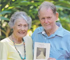  ?? DEVOTED: Marie and Les Mayes celebratin­g their 60th wedding anniversar­y. ??