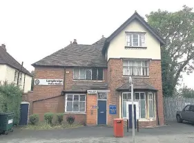  ??  ?? >
Longbridge police station has a guide price of £165,000 and, top, the old Sheldon police station is also going under the hammer