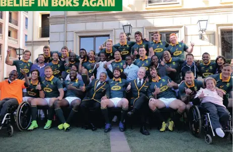  ??  ?? The Springboks, who face France at Ellis Park tonight, have fun posing for a team photo at the Southern Sun yesterday.