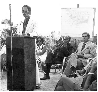  ?? FILE ?? In 1975, then president of the Jamaica Manufactur­ers Associatio­n Douglas Vaz addressing a gathering.