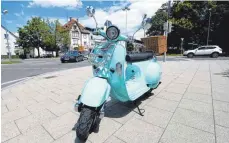  ??  ?? Hingucker: der Trinity Romex in Mintgrün und im Vespa-Stil.