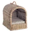  ??  ?? canopy pet bed