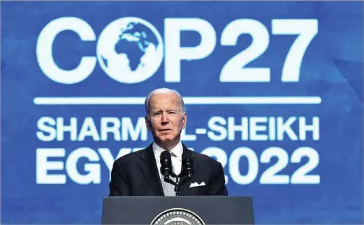  ?? SAUL LOEB / AFP ?? El presidente de EEUU, Joe Biden, ayer durante su discurso en la cumbre del clima de Egipto.