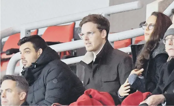  ??  ?? Kyril Louis-Dreyfus (centre) watches on as Sunderland beat Fleetwood Town 2-0 at the Stadium of Light.