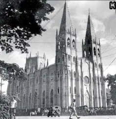  ?? Archival image of San Sebastian Basilica —PACIFIC WAR PHOTOS OF PFC GLENN W. EVE ??