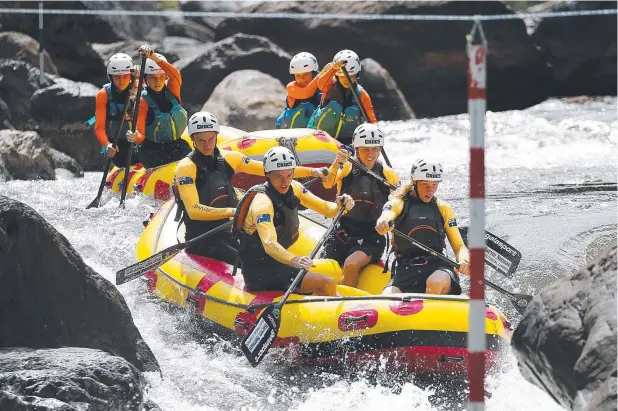  ?? Picture: STEWART MCLEAN ?? NATIONAL CHAMPS: Cairns-based boys and girls U19 rafting teams have won the Australian Rafting Championsh­ips on the Barron River to qualify for the 2020 R4 World Rafting Championsh­ips in China.