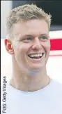  ?? ?? Már mosolyog Mick Schumacher nem sérült meg a nagy balesetben, a Haas pilótája már újra mosolyog