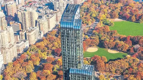  ??  ?? Un gigante El One57 es una de las torres más sofisticad­as de la Gran Manzana