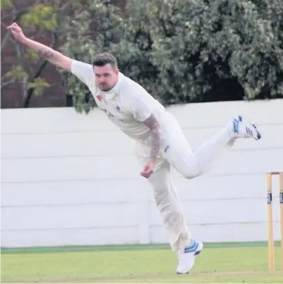  ??  ?? Craig Melrose bowling for Macclesfie­ld